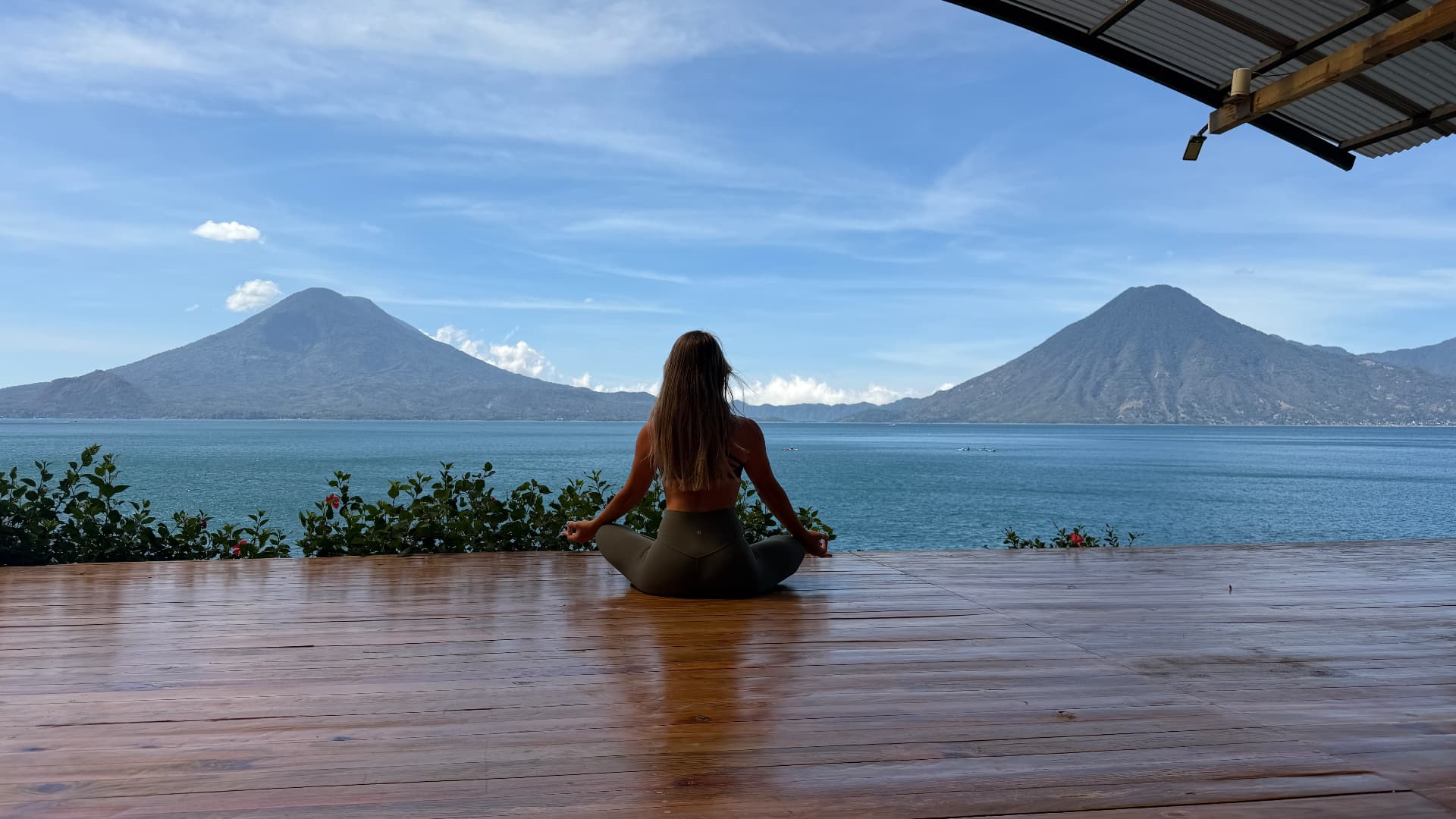 Shruti Yoga retreat community gathered by the lake